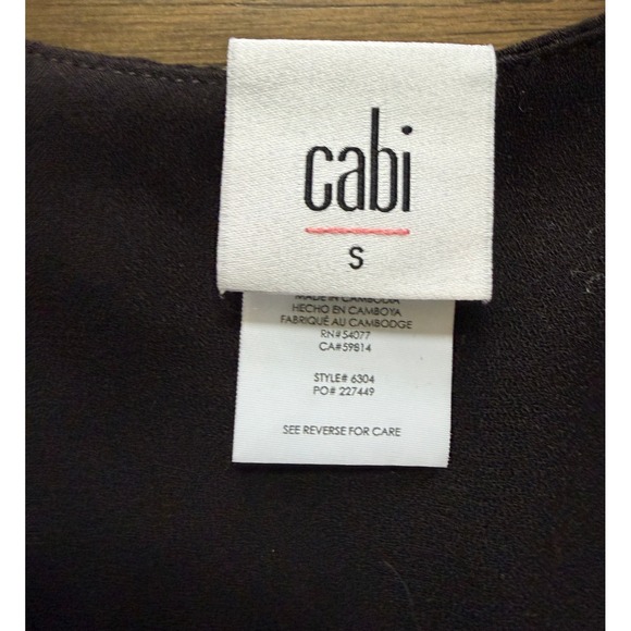 NWOT Cabi Black V-Neck Blouse- Size S Minimalist - Picture 4 of 4